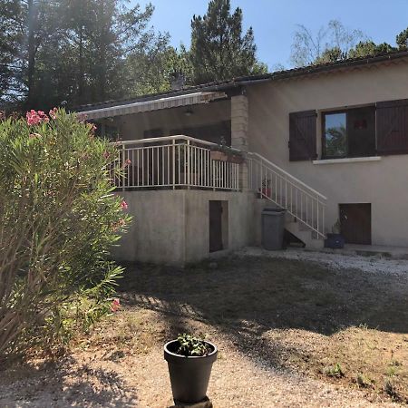 Maison D'En Face Salavas Dış mekan fotoğraf
